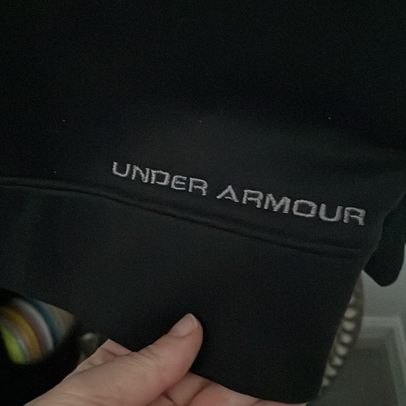 Under Armour zip up jacket. Great used condition. Men’s Large. - Picture 4 of 6